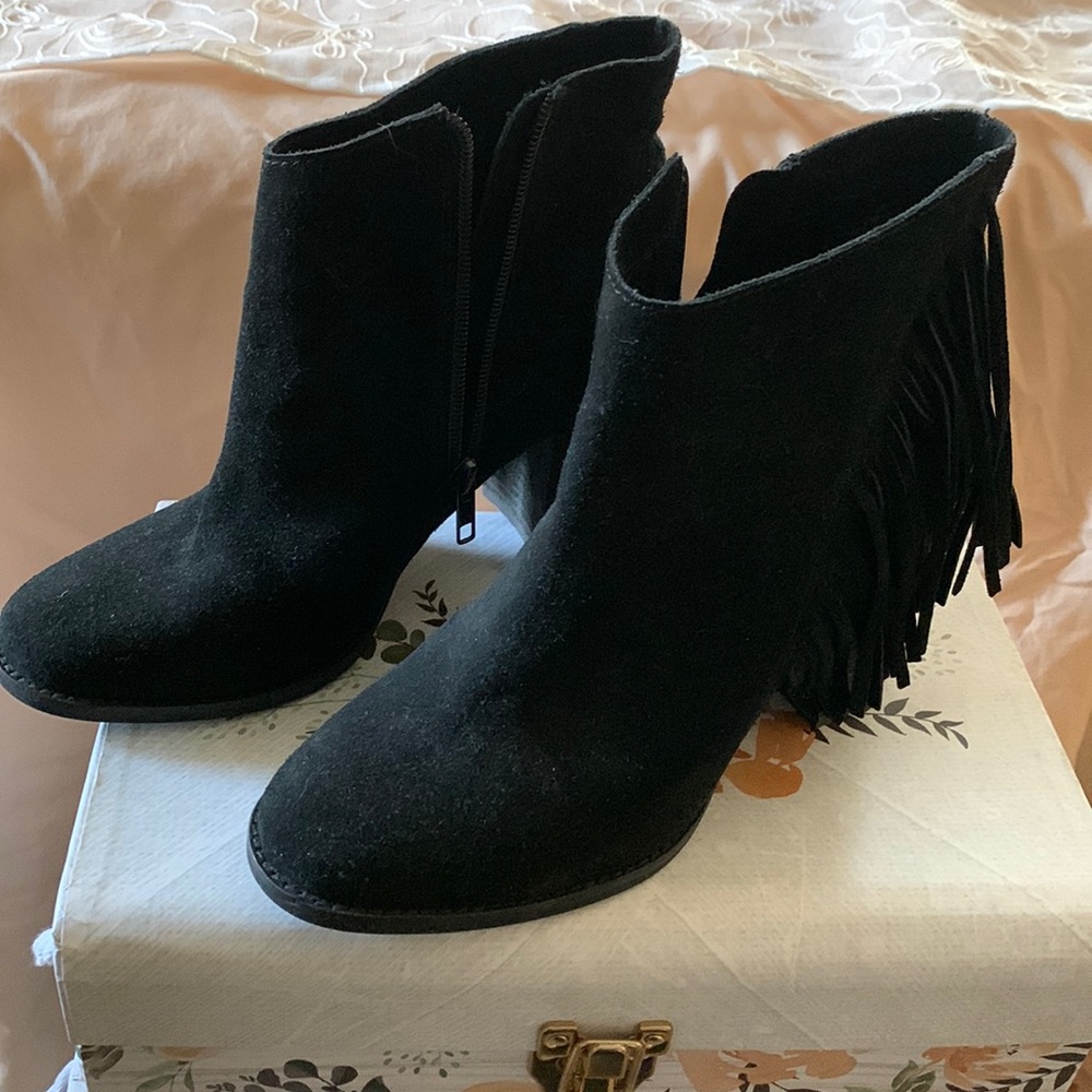 Arturo Chiang suede fringe black ankle boot
